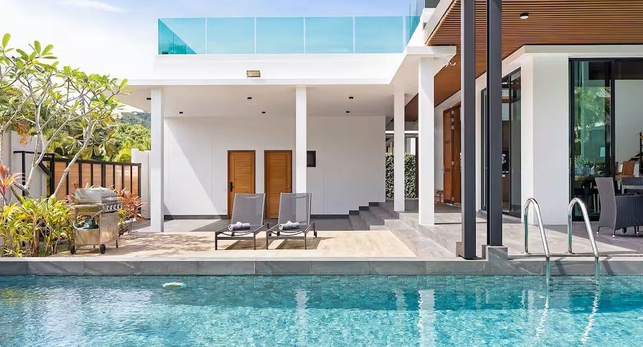 For sale 4 bedrooms villa in Mueang Phuket, Phuket