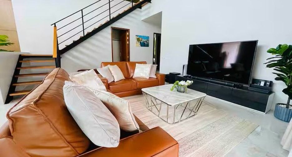 For sale 4 bedrooms villa in Mueang Phuket, Phuket