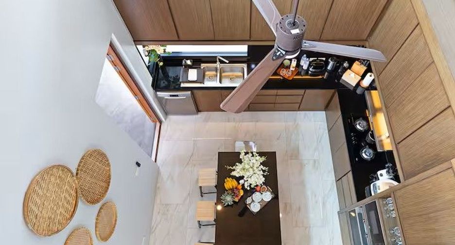 For sale 4 bedrooms villa in Mueang Phuket, Phuket