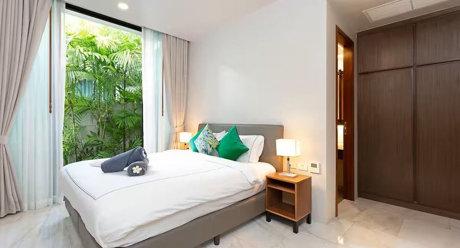For sale 4 bedrooms villa in Mueang Phuket, Phuket