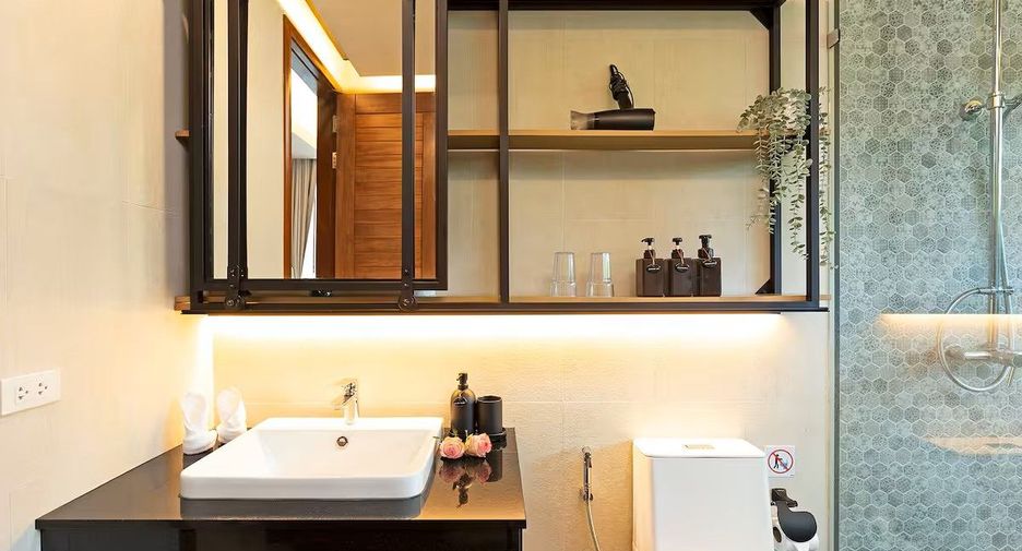 For sale 4 bedrooms villa in Mueang Phuket, Phuket