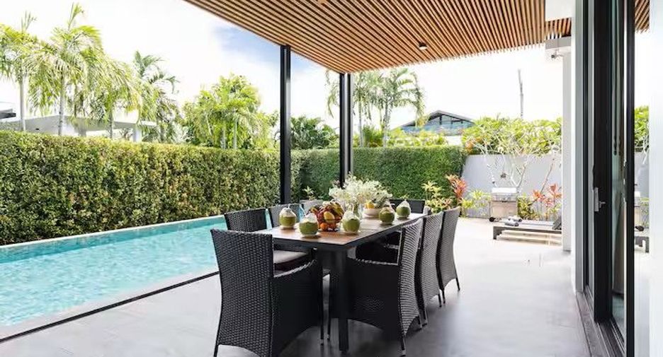 For sale 4 bedrooms villa in Mueang Phuket, Phuket