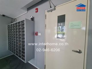 For sale 2 bed condo in Mueang Pathum Thani, Pathum Thani