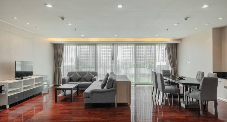 À louer 3 chambres appartement à Khlong Toei, Bangkok