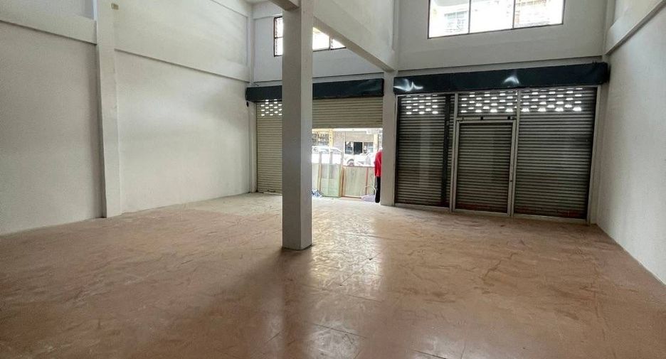 Gewerbefläche zum Kauf in Mueang Rayong, Rayong