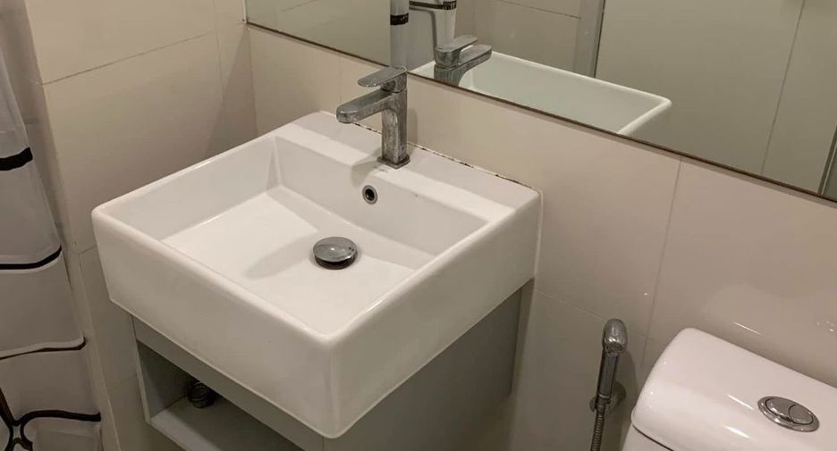 For rent 1 bed condo in Sathon, Bangkok