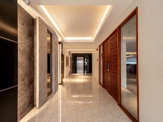 For rent そして for sale 12 Beds villa in Bang Kapi, Bangkok
