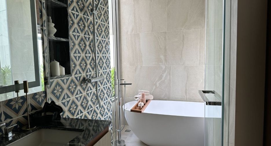 Villa en alquiler y en venta de 3 habitaciones en Thalang, Phuket