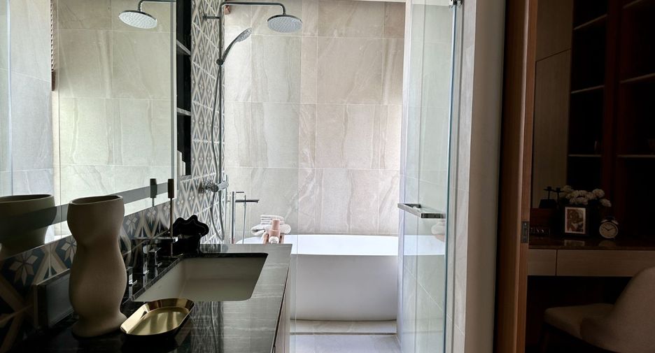 Villa en alquiler y en venta de 3 habitaciones en Thalang, Phuket