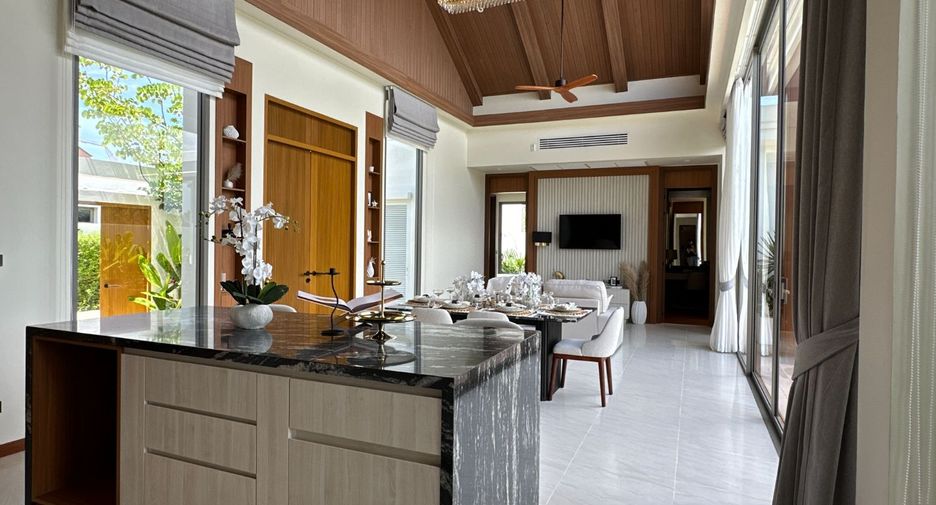 Villa en alquiler y en venta de 3 habitaciones en Thalang, Phuket