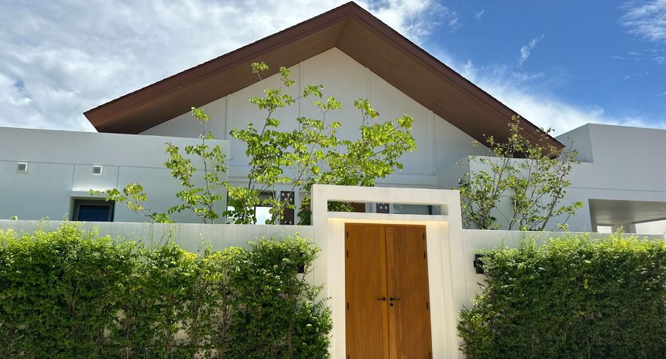 Villa en alquiler y en venta de 3 habitaciones en Thalang, Phuket