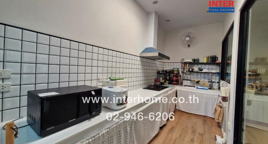For sale 3 bed townhouse in Pak Kret, Nonthaburi