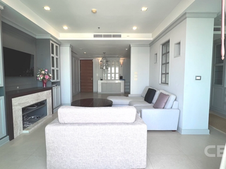 For sale 2 bedrooms condo in Sathon, Bangkok
