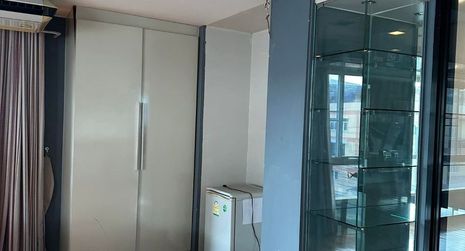 Condo en alquiler de 2 habitaciones en Khlong San, Bangkok