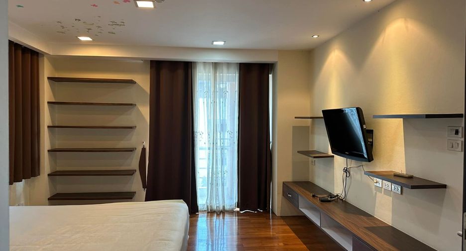 Condo en alquiler de 2 habitaciones en Khlong San, Bangkok