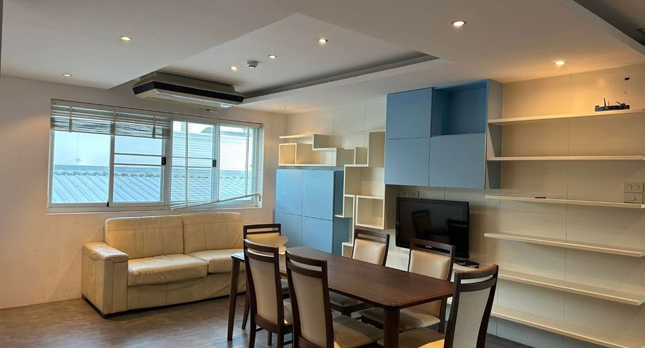 Condo en alquiler de 2 habitaciones en Khlong San, Bangkok