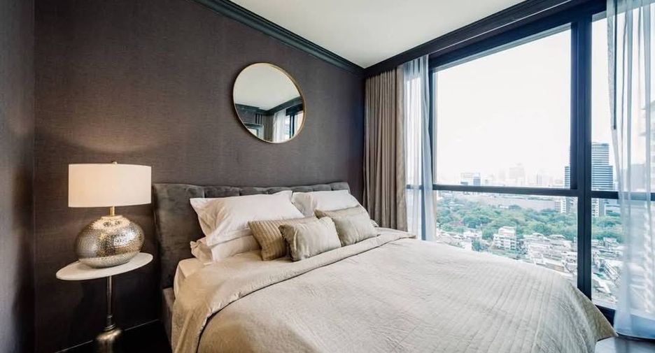 For rent and for sale 2 bedrooms condo in Pathum Wan, Bangkok