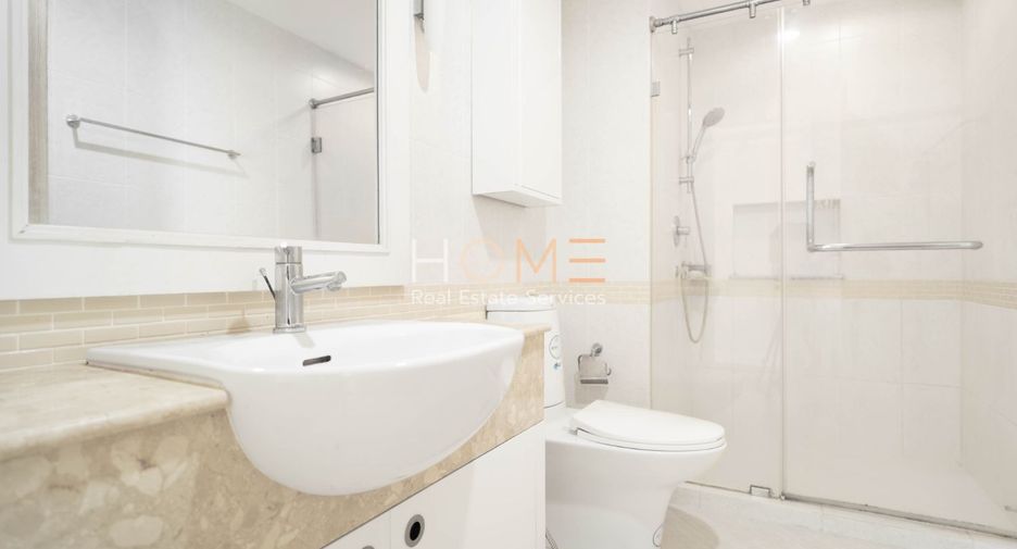 For sale 2 bedrooms condo in Sathon, Bangkok