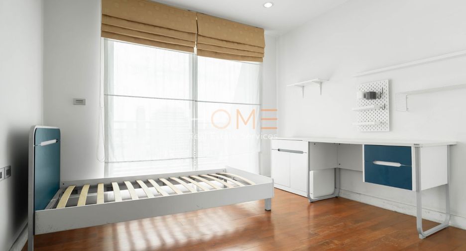 For sale 2 bedrooms condo in Sathon, Bangkok