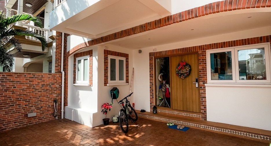 For sale 4 ベッドルーム house in Rat Burana, Bangkok