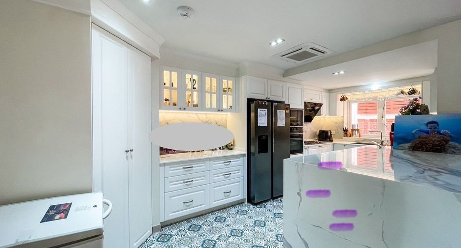 For sale 4 ベッドルーム house in Rat Burana, Bangkok
