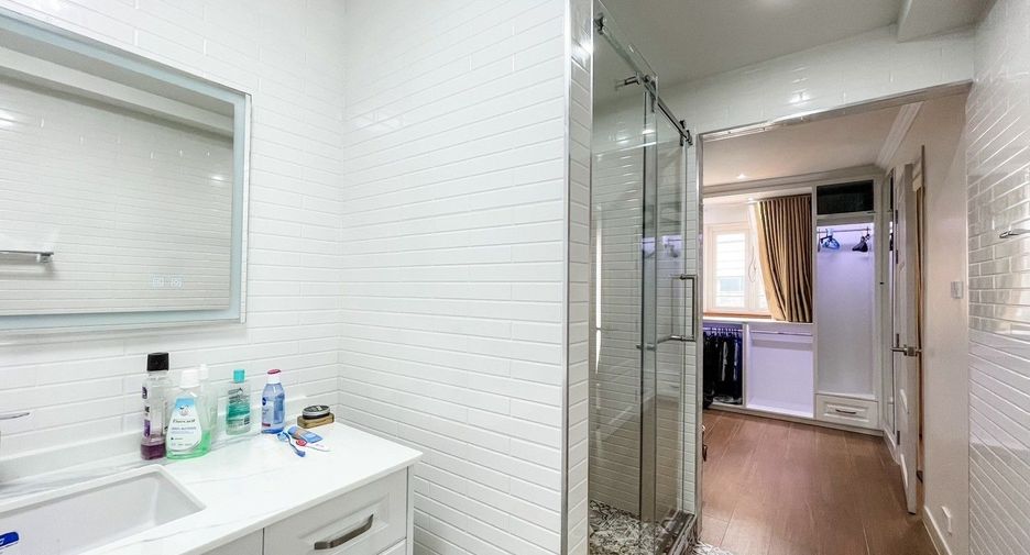For sale 4 ベッドルーム house in Rat Burana, Bangkok