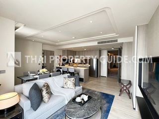 For rent 2 bed serviced apartment in Khlong Toei, Bangkok