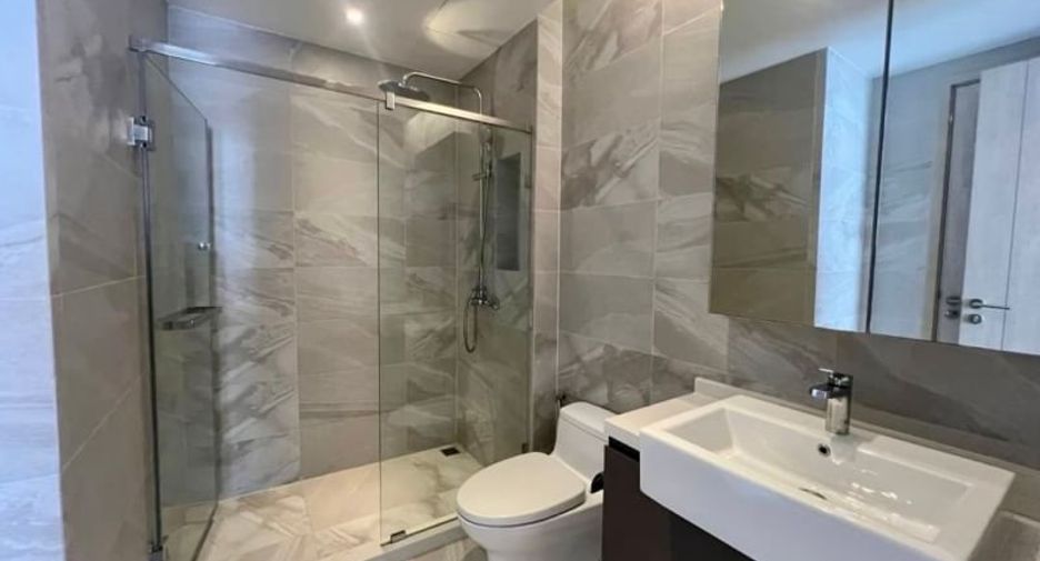 For rent 2 bedrooms condo in Si Racha, Chonburi