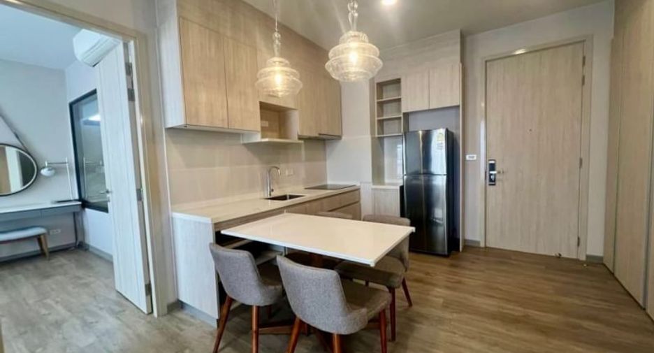 For rent 2 bedrooms condo in Si Racha, Chonburi