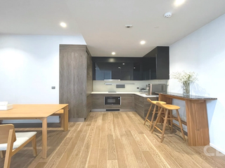 For rent そして for sale 2 ベッドルーム condo in Pathum Wan, Bangkok