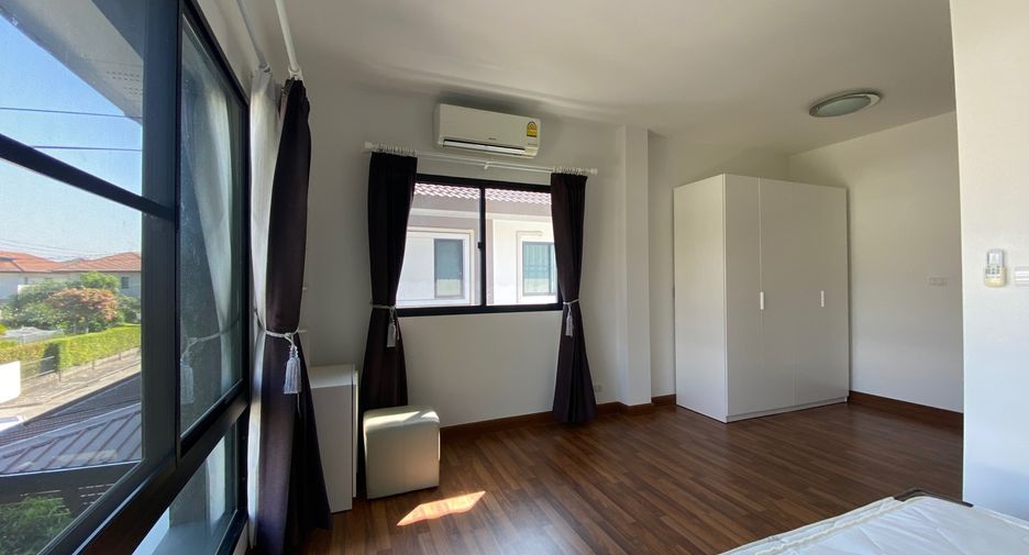 For rent 3 bedrooms house in Doi Saket, Chiang Mai