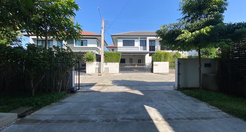For rent 3 bedrooms house in Doi Saket, Chiang Mai