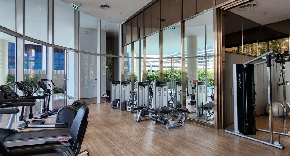 Wohnung zur Miete und zum Kauf mit 1 Zimmer in Pathum Wan, Bangkok