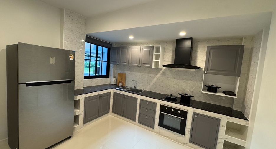 For rent 4 ベッドルーム house in Mueang Phuket, Phuket