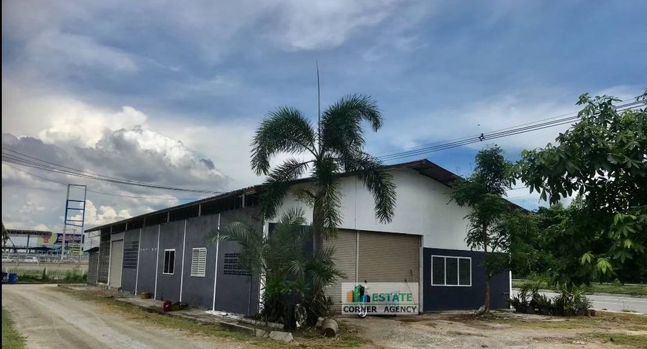 For rent warehouse in Ban Bueng, Chonburi