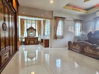 For sale 3 bedrooms house in Don Mueang, Bangkok