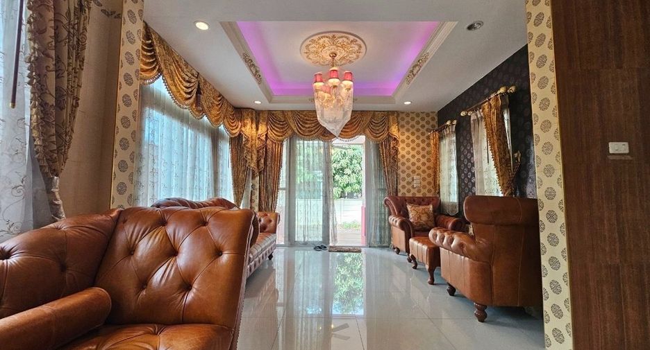 For sale 3 bedrooms house in Don Mueang, Bangkok