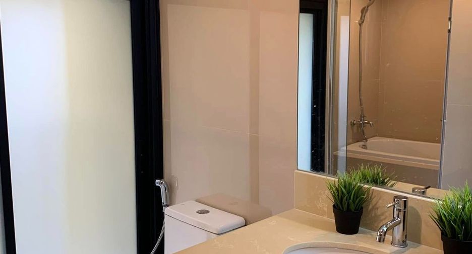 Condo en alquiler de 2 habitaciones en Pathum Wan, Bangkok