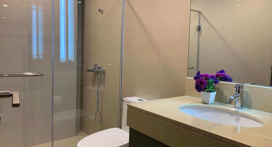 Condo en alquiler de 2 habitaciones en Pathum Wan, Bangkok