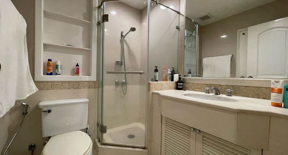 Wohnung zur Miete mit 2 Zimmer in Sathon, Bangkok
