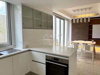 For sale 4 Beds house in Sathon, Bangkok