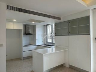 For sale 4 Beds house in Sathon, Bangkok