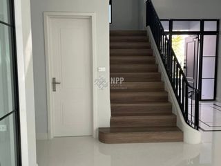 À vendre 5 chambres maison à Saphan Sung, Bangkok