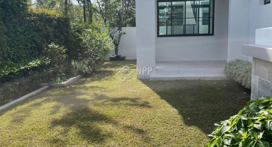 Haus zum Kauf mit 5 Zimmer in Saphan Sung, Bangkok