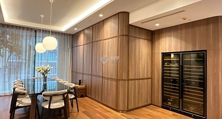 À vendre 4 chambres condo à Khlong Toei, Bangkok