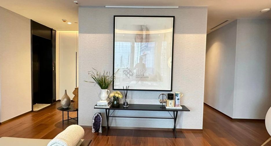À vendre 4 chambres condo à Khlong Toei, Bangkok
