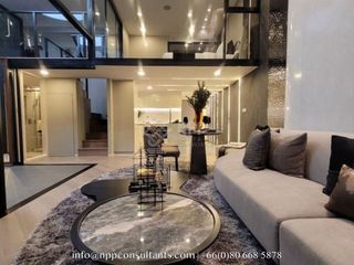 For sale 3 bed condo in Watthana, Bangkok