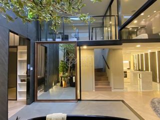 For sale 3 bed condo in Watthana, Bangkok