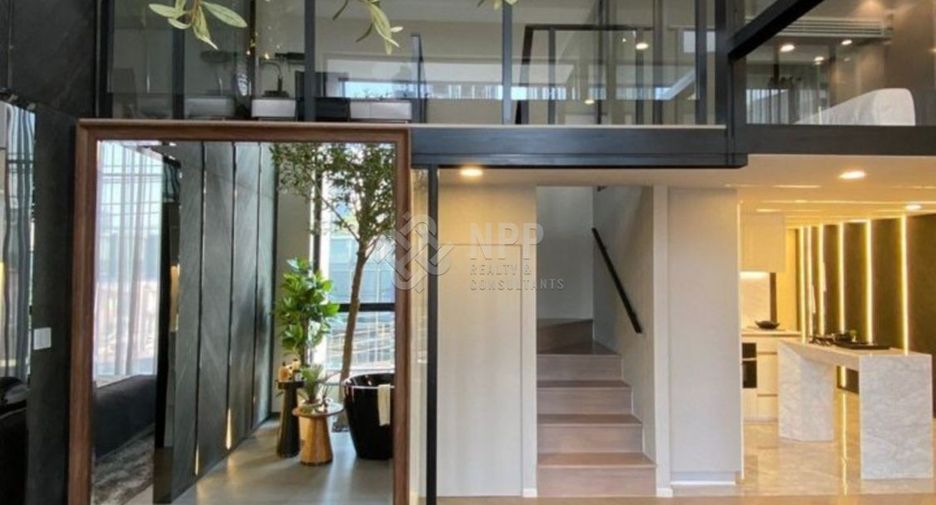 For sale 3 bedrooms condo in Watthana, Bangkok