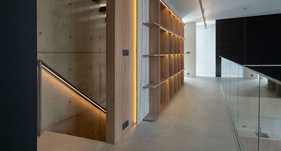出售 4 卧室 独立屋 在 Watthana, 曼谷